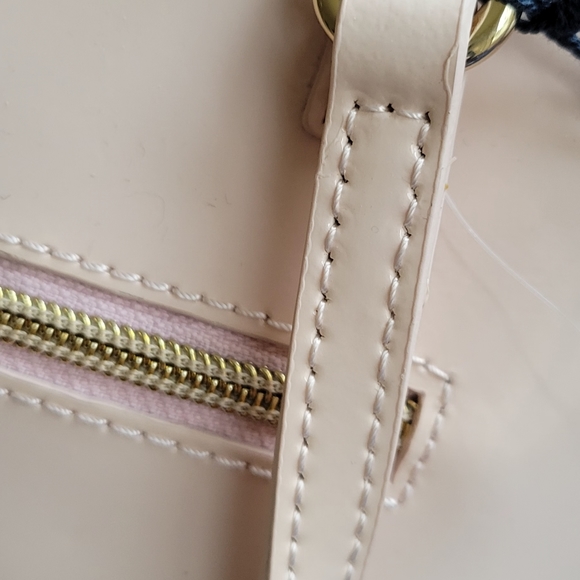 Dooney & Burke Trixie Crossbody Purse Blush color, New with defect - Picture 13 of 13